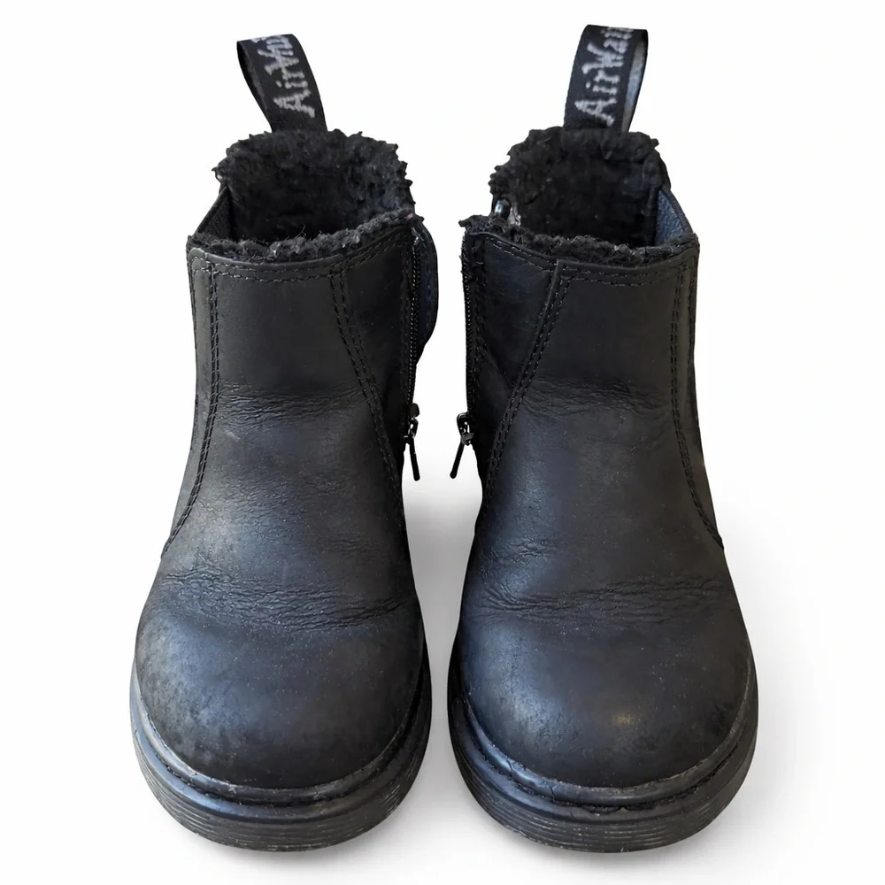 Dr. Martens Leonore Toddler Chelsea Boots Black Fur Lined Leather Kids Size 10